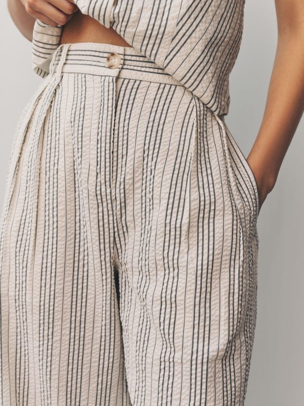 White/Black Straight Leg Textured Striped Trousers - 图片 4