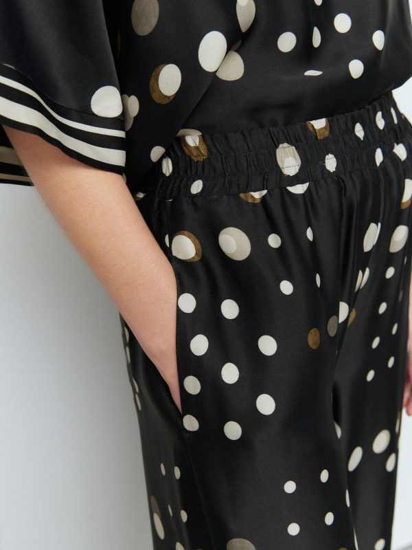 Black Spot Wide Leg Satin Trousers - 图片 4
